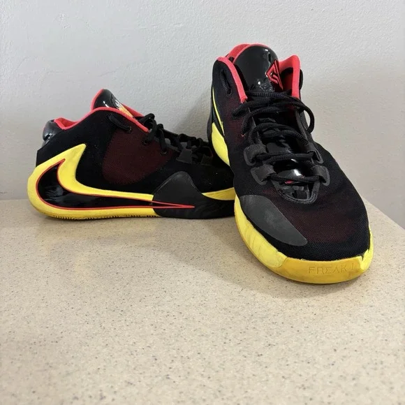 Nike Zoom Freak 1 Glo Black 13 Clean Rare Giannis Basketball Sneakers 🔥 - Picture 2 of 16